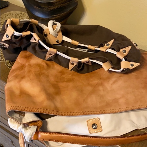 Genuine leather Tan shoulder bag - Picture 6 of 7